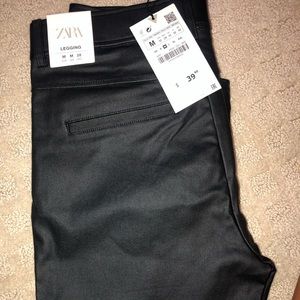 ZARA - WAX-LIKE LEGGINGS SIZE MEDIUM ** BNWT **